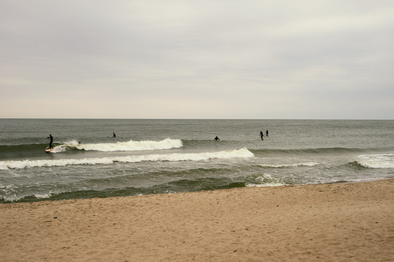 Dachzelt-Reise Ostsee Litauen Klaipėda Surfer